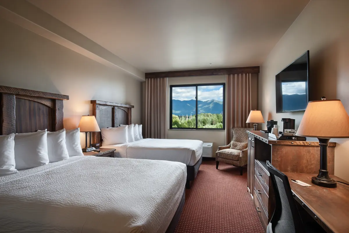Hotel near Glacier National Park - Glacier International Lodge